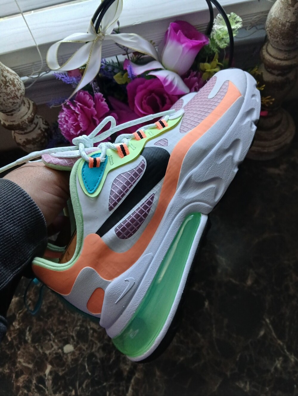 Nike AirMax 270 React SE Comfort/Athletic Lifestyle Shoes Size 8.5 for Women - Picture 8 of 14